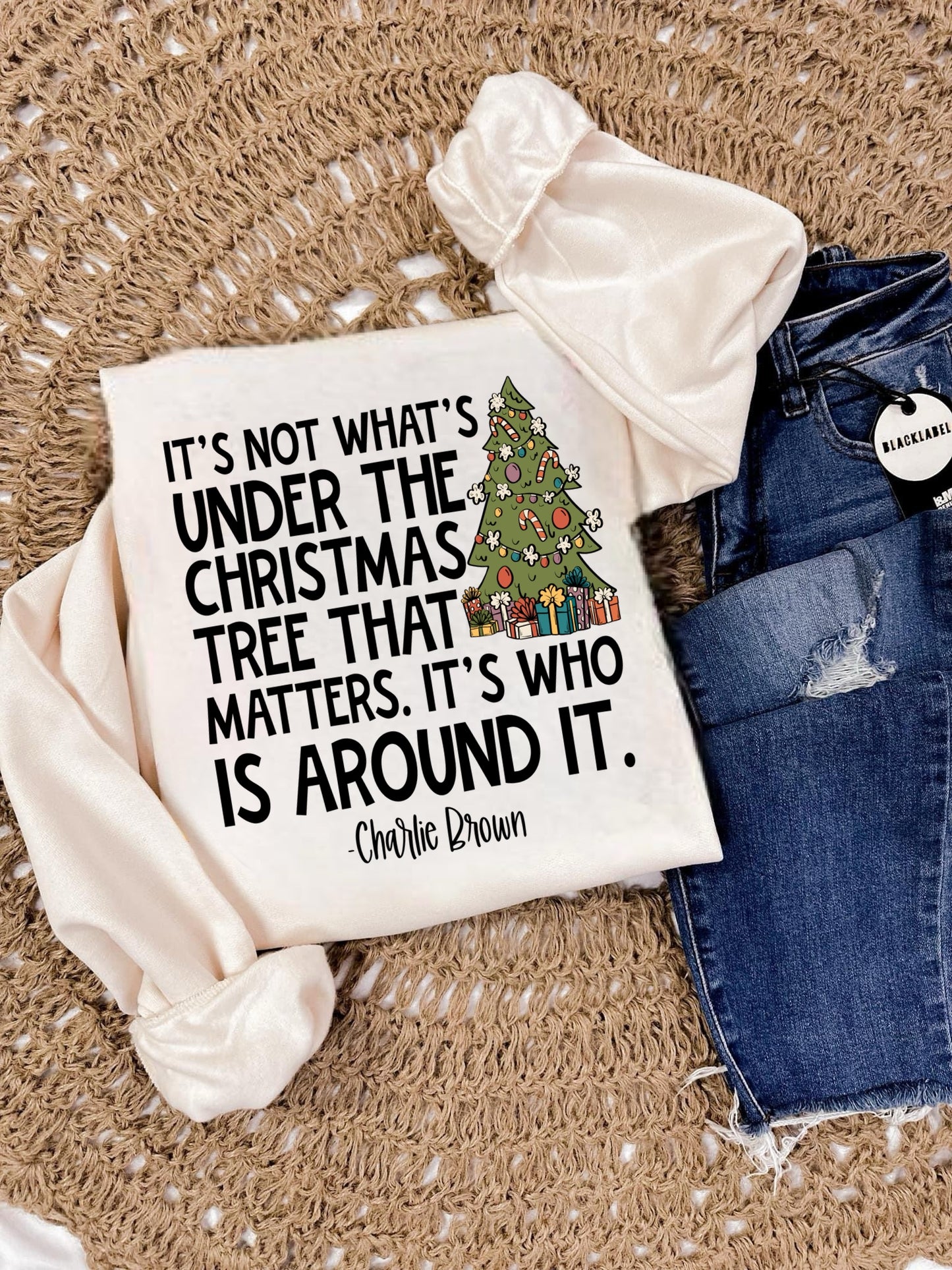 CHARLIE AROUND THE TREE - DTF TRANSFER