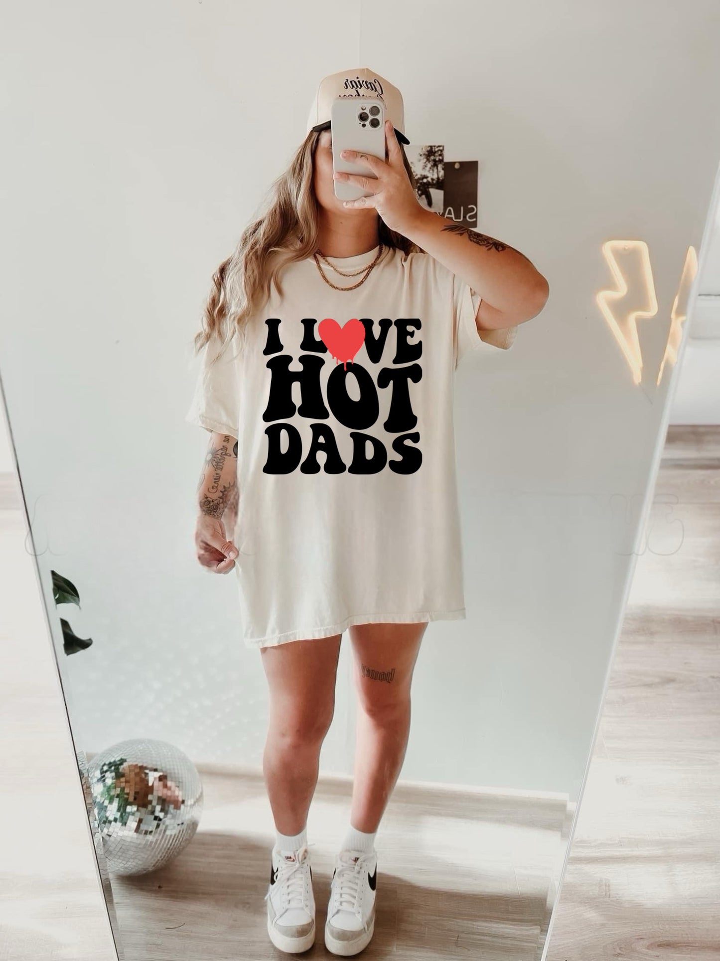 I LOVE HOT DADS -DTF TRANSFER