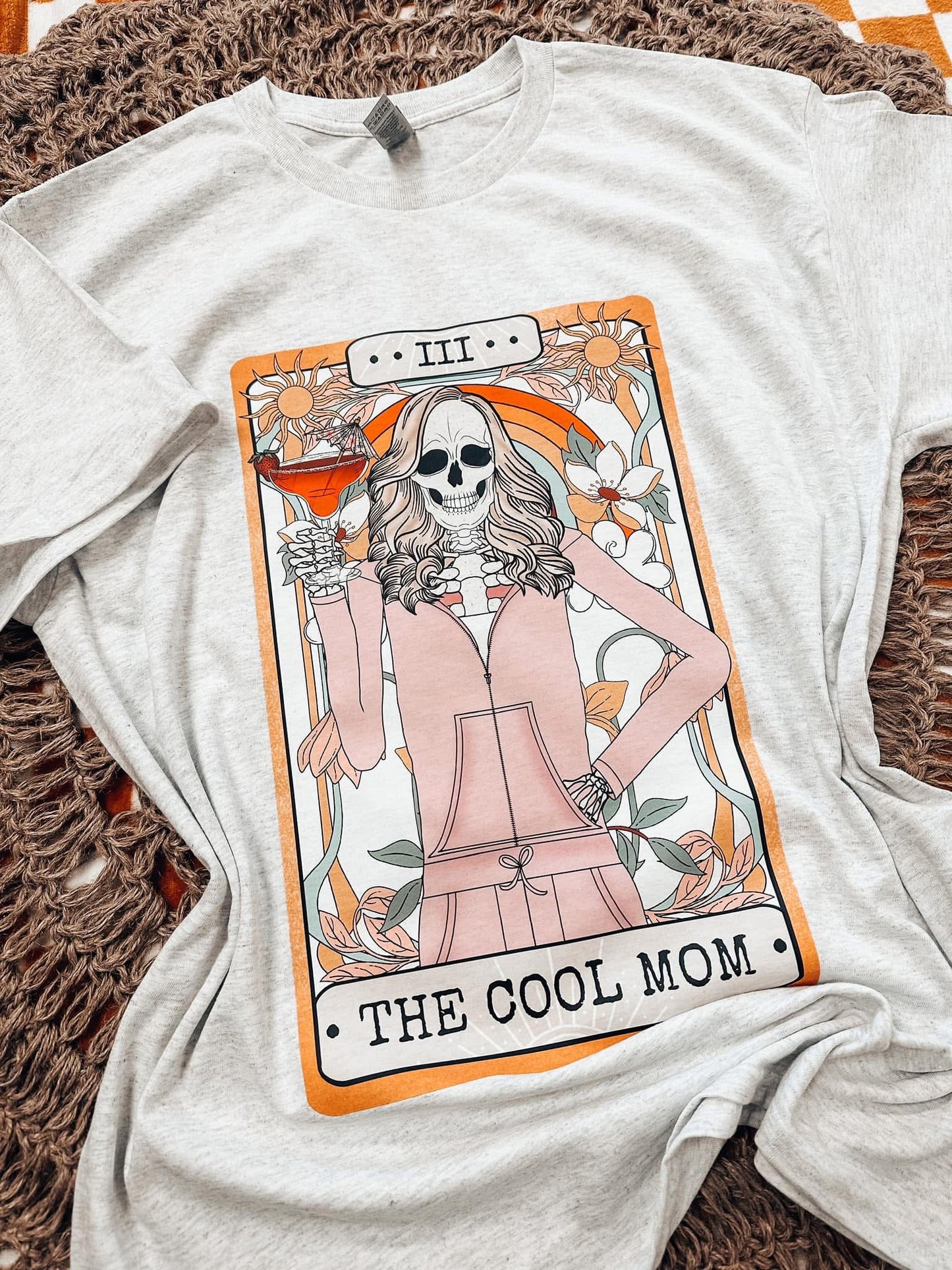 THE COOL MOM TAROT CARD - DTF TRANSFER