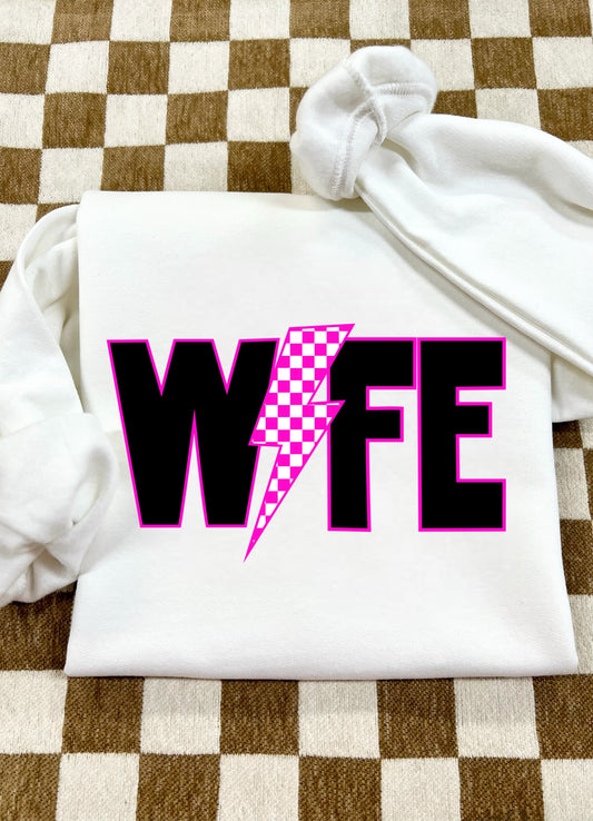 WIFE WITH PINK BOLT - DTF TRANSFER